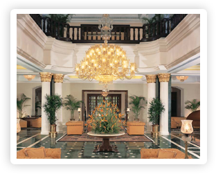 Reflecting the rich colonial heritage of the region, The Oberoi Grand, Kolkota offers an ambience of old world charm and gracious hospitality.