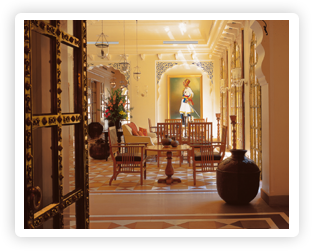 The Oberoi Rajvilas at Jaipur presents an unparalleled experience of the princely heritage of Rajasthan.